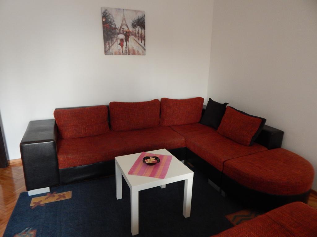 טיווט Apartment Knez Kotorska מראה חיצוני תמונה