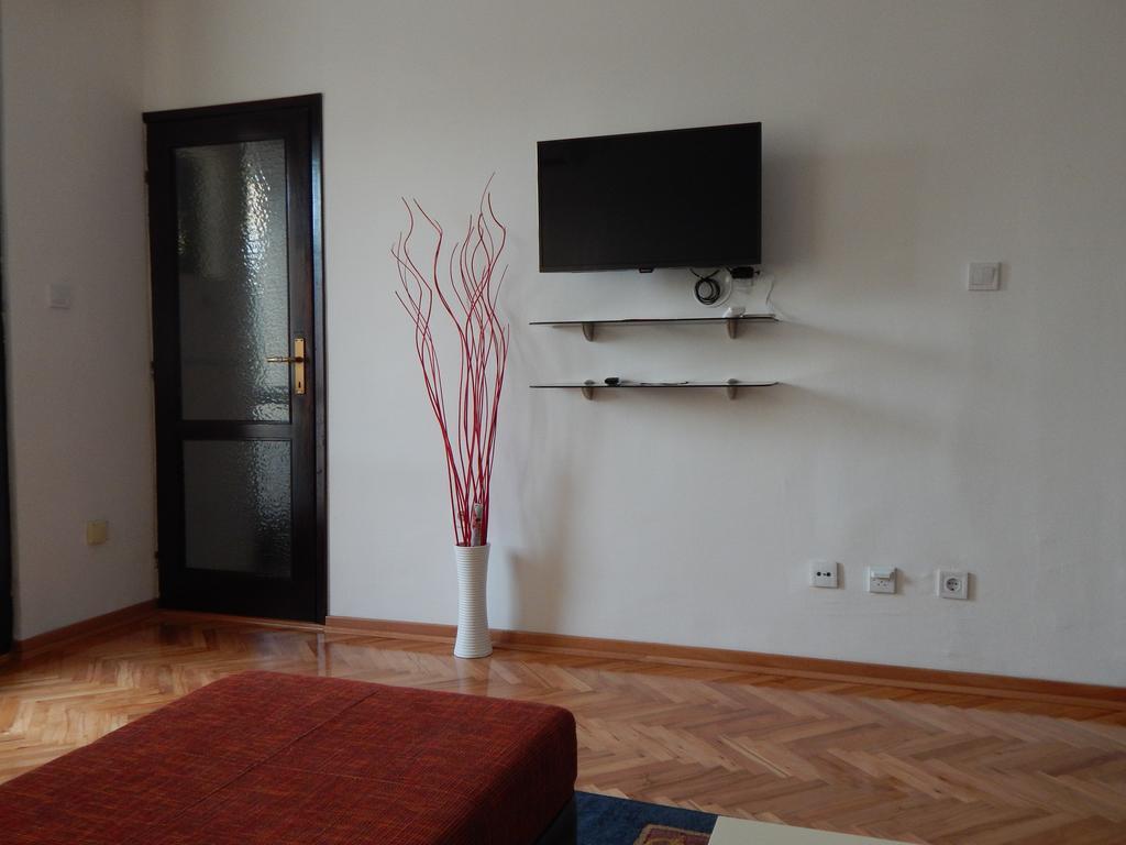 טיווט Apartment Knez Kotorska מראה חיצוני תמונה