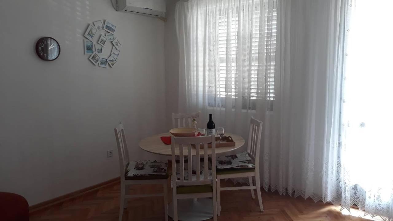 טיווט Apartment Knez Kotorska מראה חיצוני תמונה